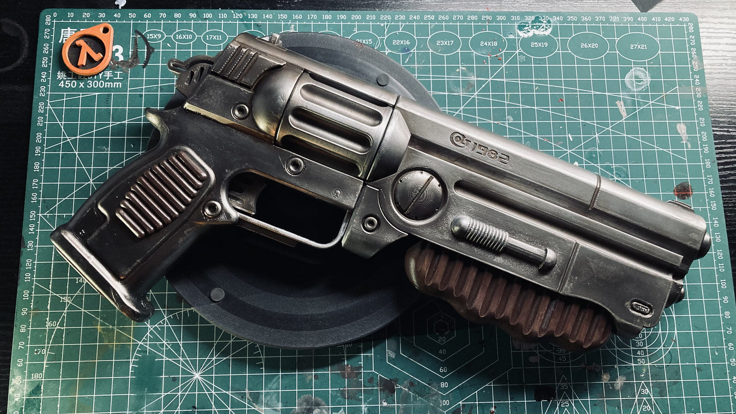 Fallout2 10mmPistol