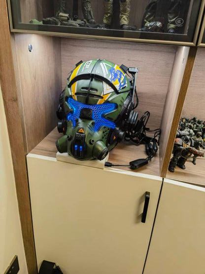 Titanfall 2 Jack Cooper Pilot Helmet – Life-Size Wearable Replica, Cosplay Helmet, Collectible Gaming Display Prop for Fans