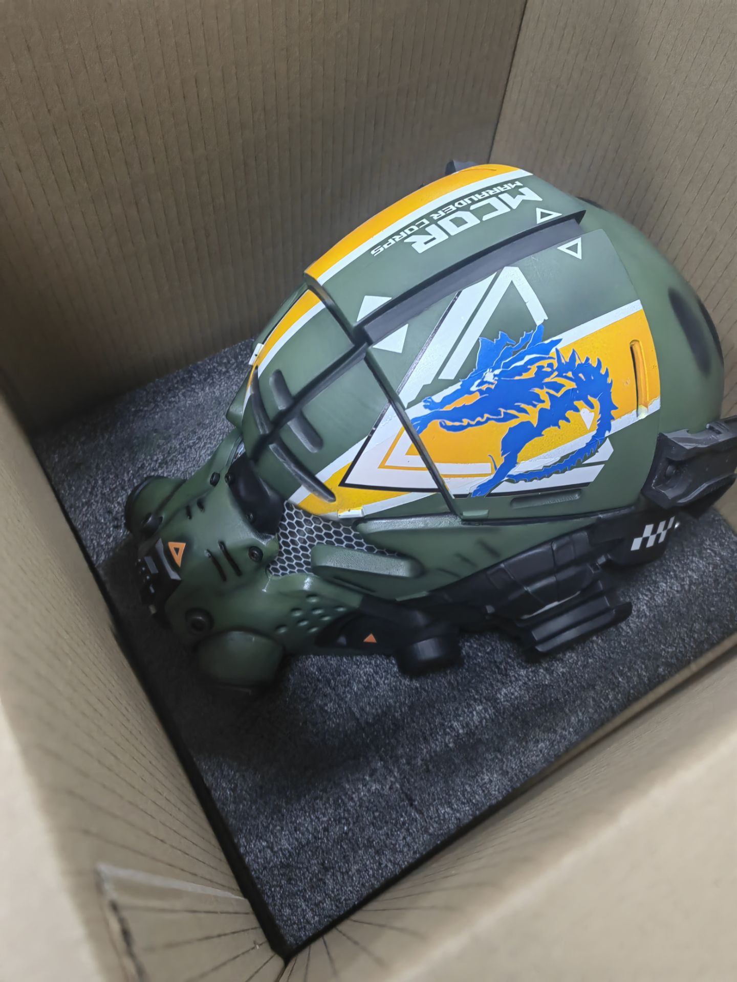 Titanfall 2 Jack Cooper Pilot Helmet – Life-Size Wearable Replica, Cosplay Helmet, Collectible Gaming Display Prop for Fans