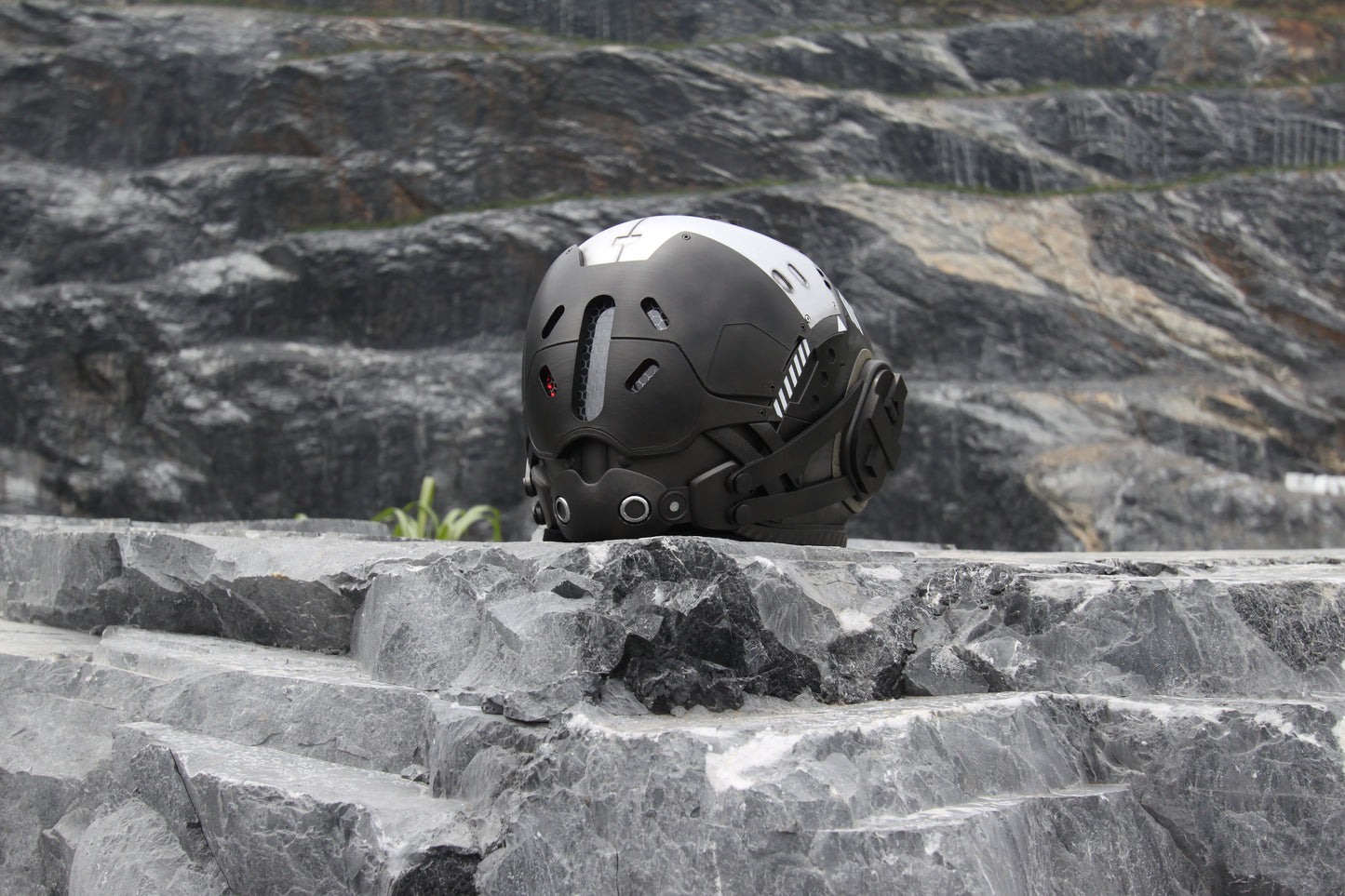 Titanfall 2 Kane pilot helmet