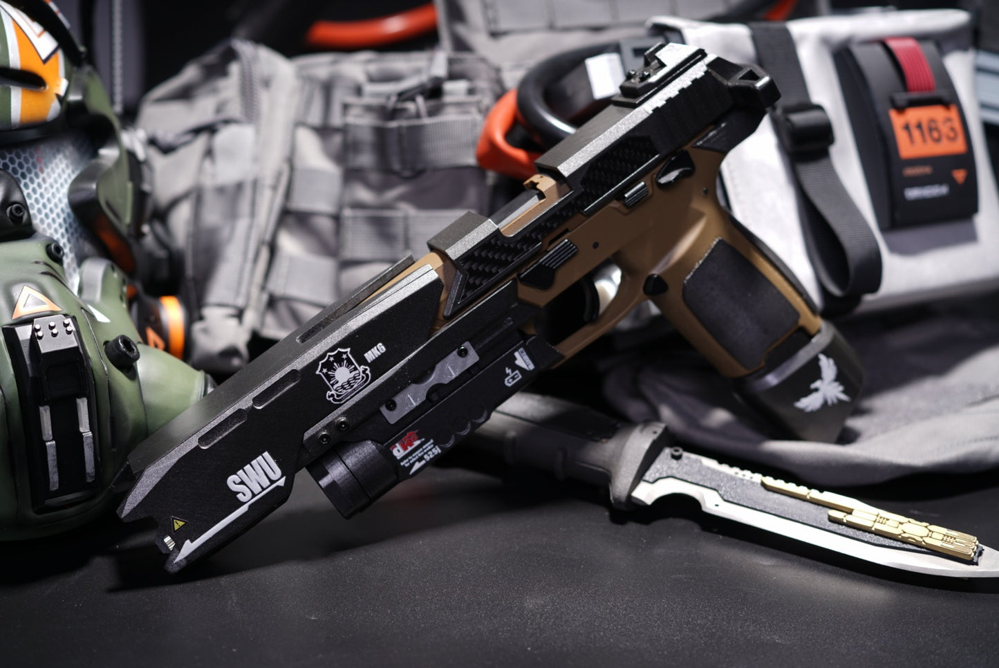 Titanfall 2 Smart Pistol Replica Body Kit – Full-Scale Gel Blaster Conversion Set, Custom DIY Prop (No Gun Included), Cosplay Accessory for Gamers
