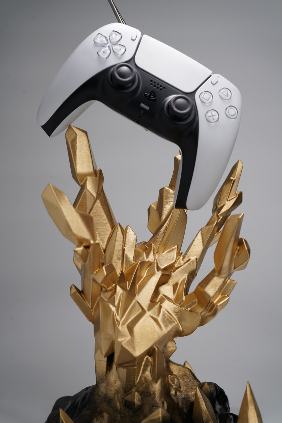 Death Stranding Chiral Crystal Desktop Stand – Multi-Functional Organizer, Gaming Desk Decor, Collectible Fan Gift for Porters