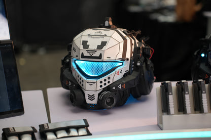Titanfall 2 Pulse Blade Pilot Helmet – Life-Size Wearable Replica, Cosplay Helmet, Collectible Gaming Display Prop for Fans