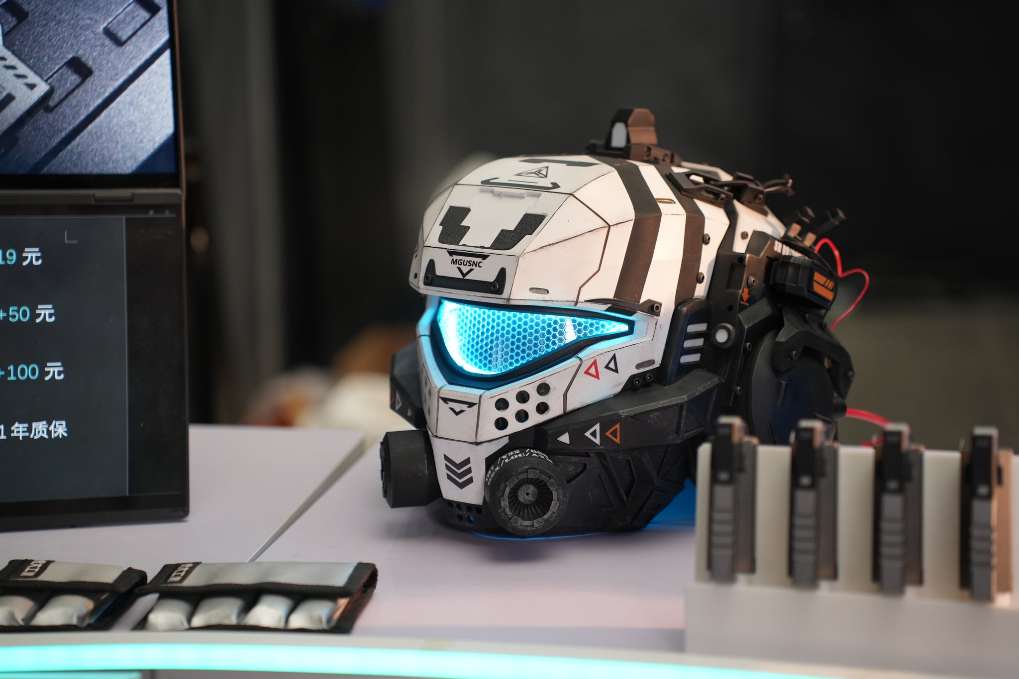 Titanfall 2 Pulse Blade Pilot Helmet – Life-Size Wearable Replica, Cosplay Helmet, Collectible Gaming Display Prop for Fans
