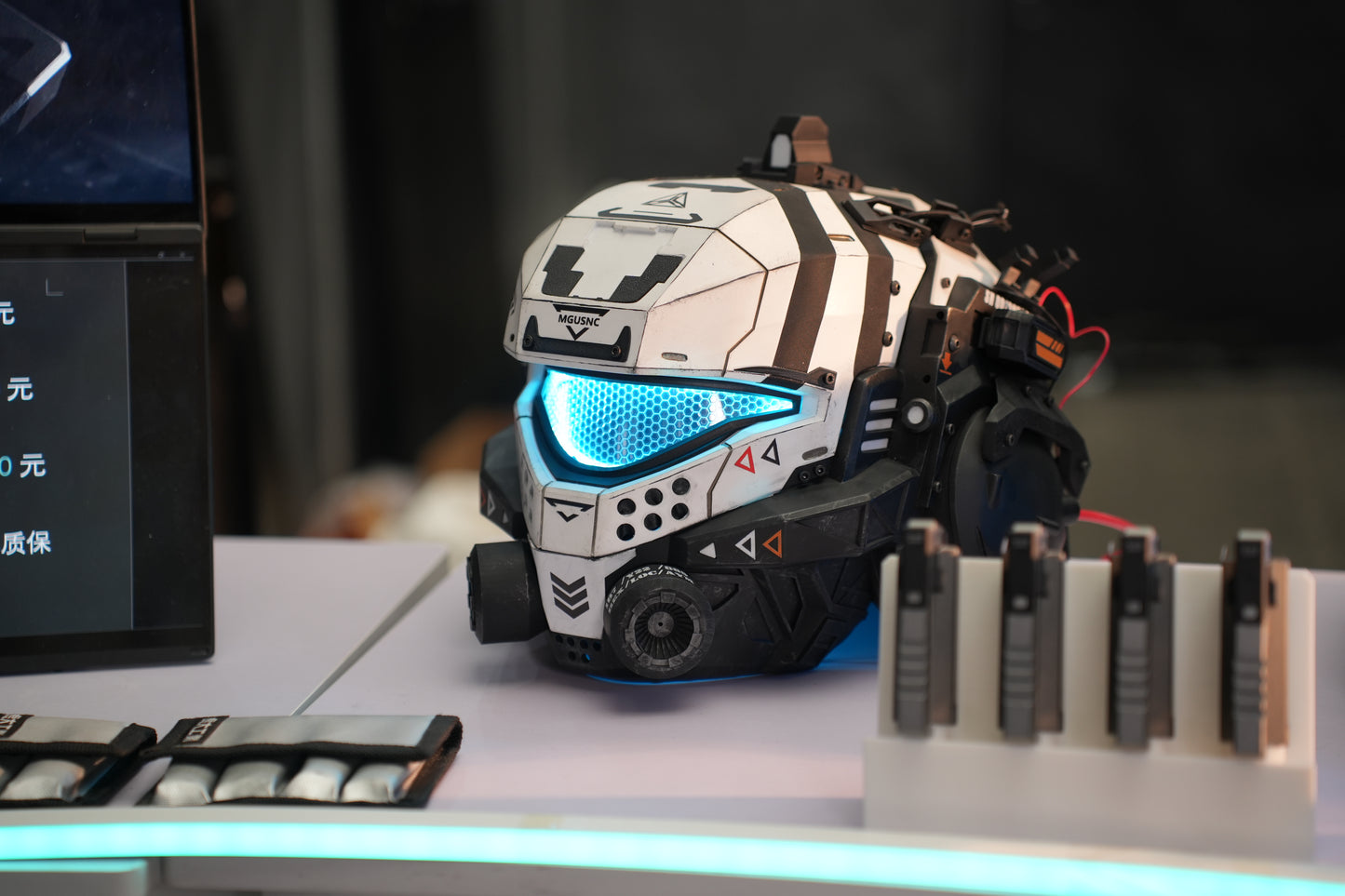 Titanfall 2 Pulse Blade Pilot Helmet – Life-Size Wearable Replica, Cosplay Helmet, Collectible Gaming Display Prop for Fans