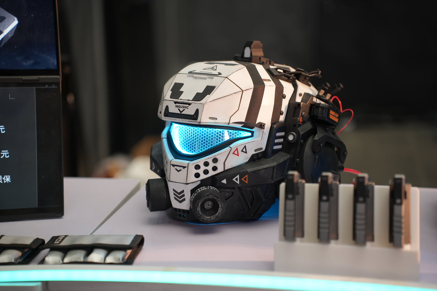 Titanfall 2 Pulse Blade Pilot Helmet – Life-Size Wearable Replica, Cosplay Helmet, Collectible Gaming Display Prop for Fans