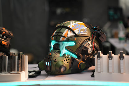 Titanfall 2 Jack Cooper Pilot Helmet – Life-Size Wearable Replica, Cosplay Helmet, Collectible Gaming Display Prop for Fans