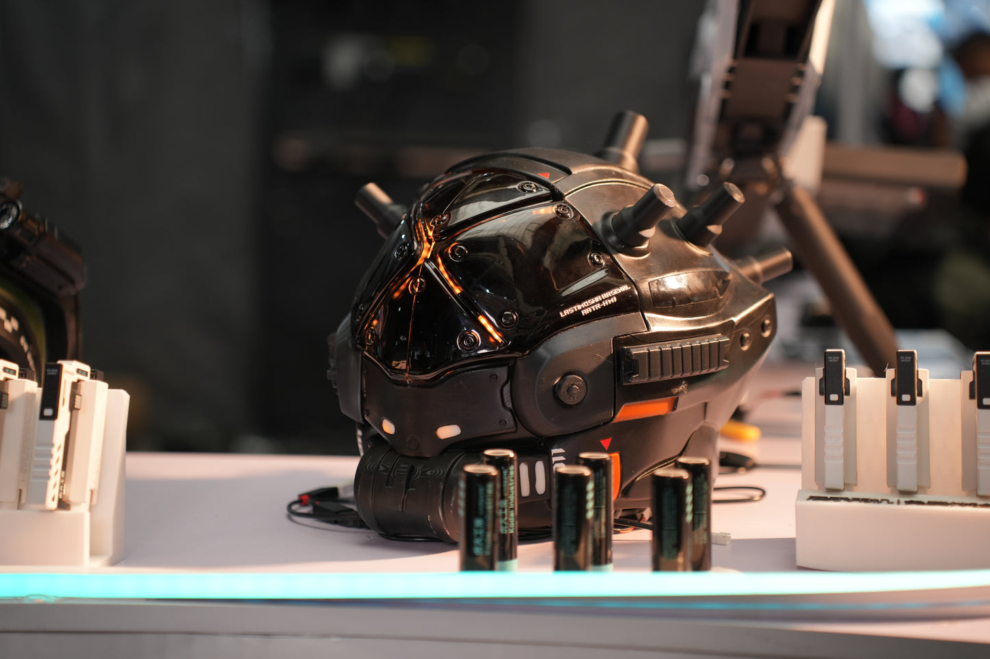 Titanfall Cloak Pilot Helmet Replica – Life-Size Cosplay Helmet, Wearable Premium Frontier Hunter Prop, Collectible Gaming Display for Fans