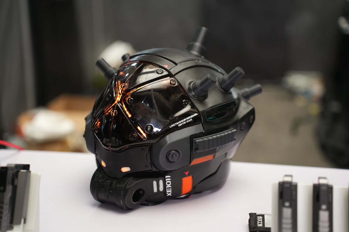 Titanfall Cloak Pilot Helmet Replica – Life-Size Cosplay Helmet, Wearable Premium Frontier Hunter Prop, Collectible Gaming Display for Fans