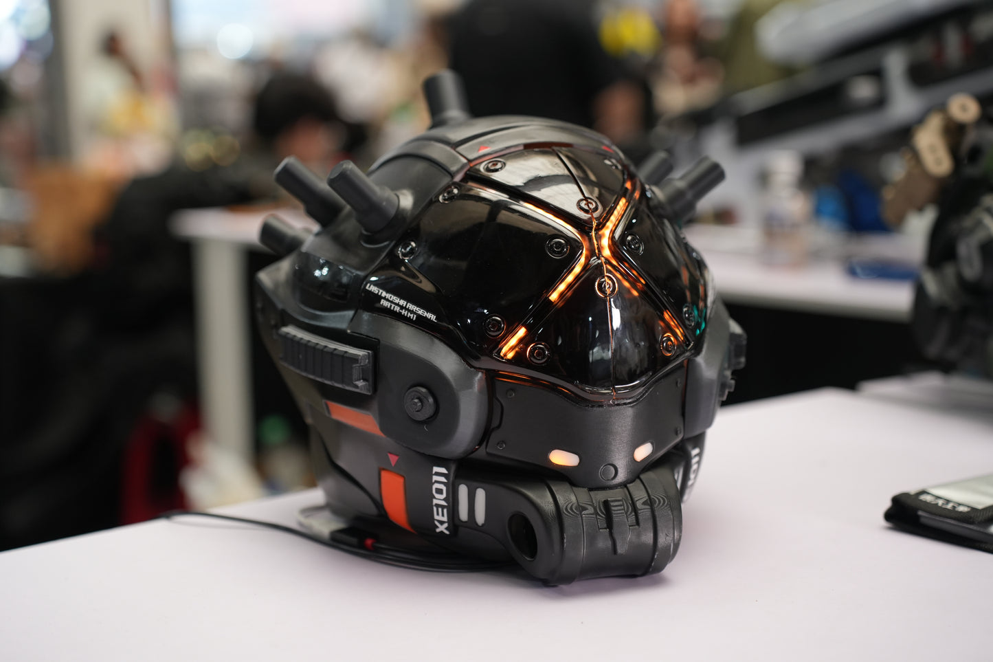 Titanfall Cloak Pilot Helmet Replica – Life-Size Cosplay Helmet, Wearable Premium Frontier Hunter Prop, Collectible Gaming Display for Fans