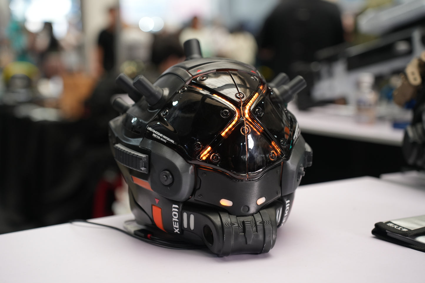 Titanfall Cloak Pilot Helmet Replica – Life-Size Cosplay Helmet, Wearable Premium Frontier Hunter Prop, Collectible Gaming Display for Fans