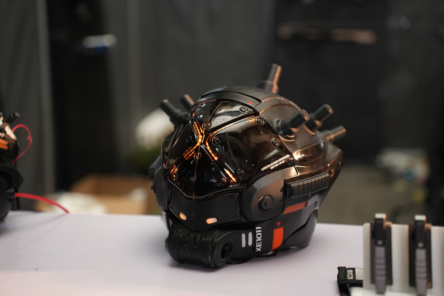 Titanfall Cloak Pilot Helmet Replica – Life-Size Cosplay Helmet, Wearable Premium Frontier Hunter Prop, Collectible Gaming Display for Fans
