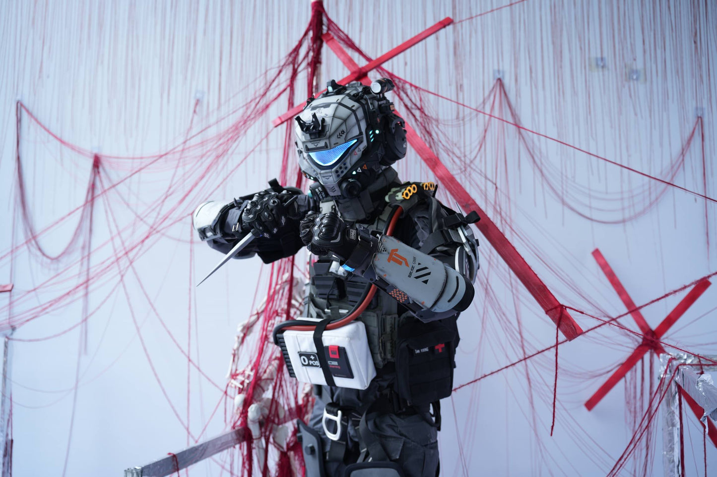 Titanfall 2 Pulse Blade Pilot Helmet – Life-Size Wearable Replica, Cosplay Helmet, Collectible Gaming Display Prop for Fans