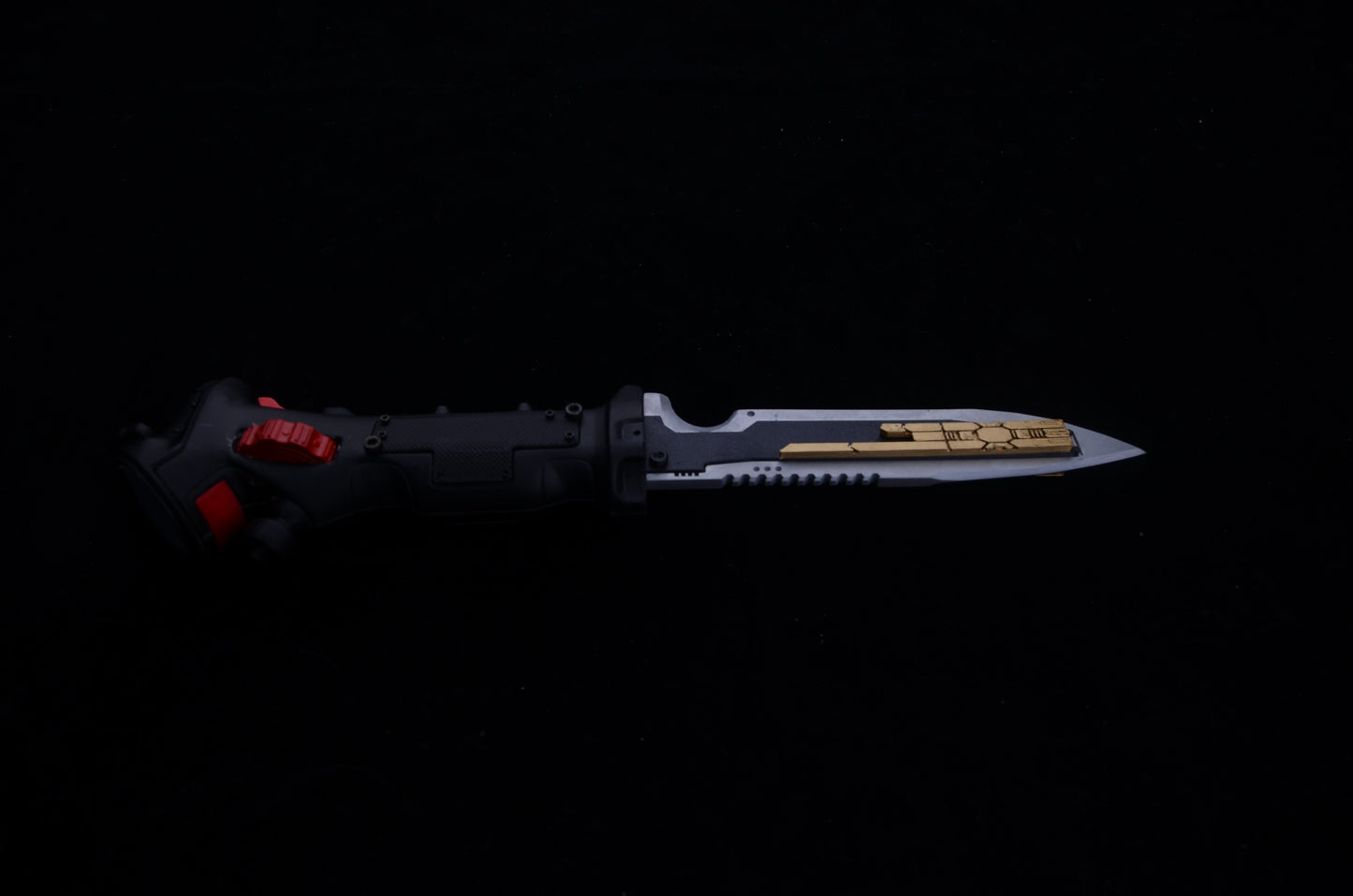 Titanfall 2 Data Knife Replica – Life-Size Full-Scale Prop, Cosplay Accessory, Collectible Gaming Display for Fans