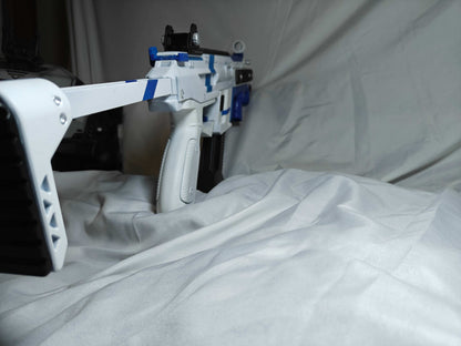 Apex Legends R99 "Blade" Skin Replica Prop – Life-Size SMG Cosplay Weapon, Collectible Display Model for Gamers