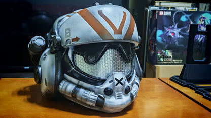 Titanfall 2 Viper Pilot Helmet Replica – Life-Size Cosplay Helmet, Wearable Gaming Display, Exclusive Villain Collectible Prop for Fans