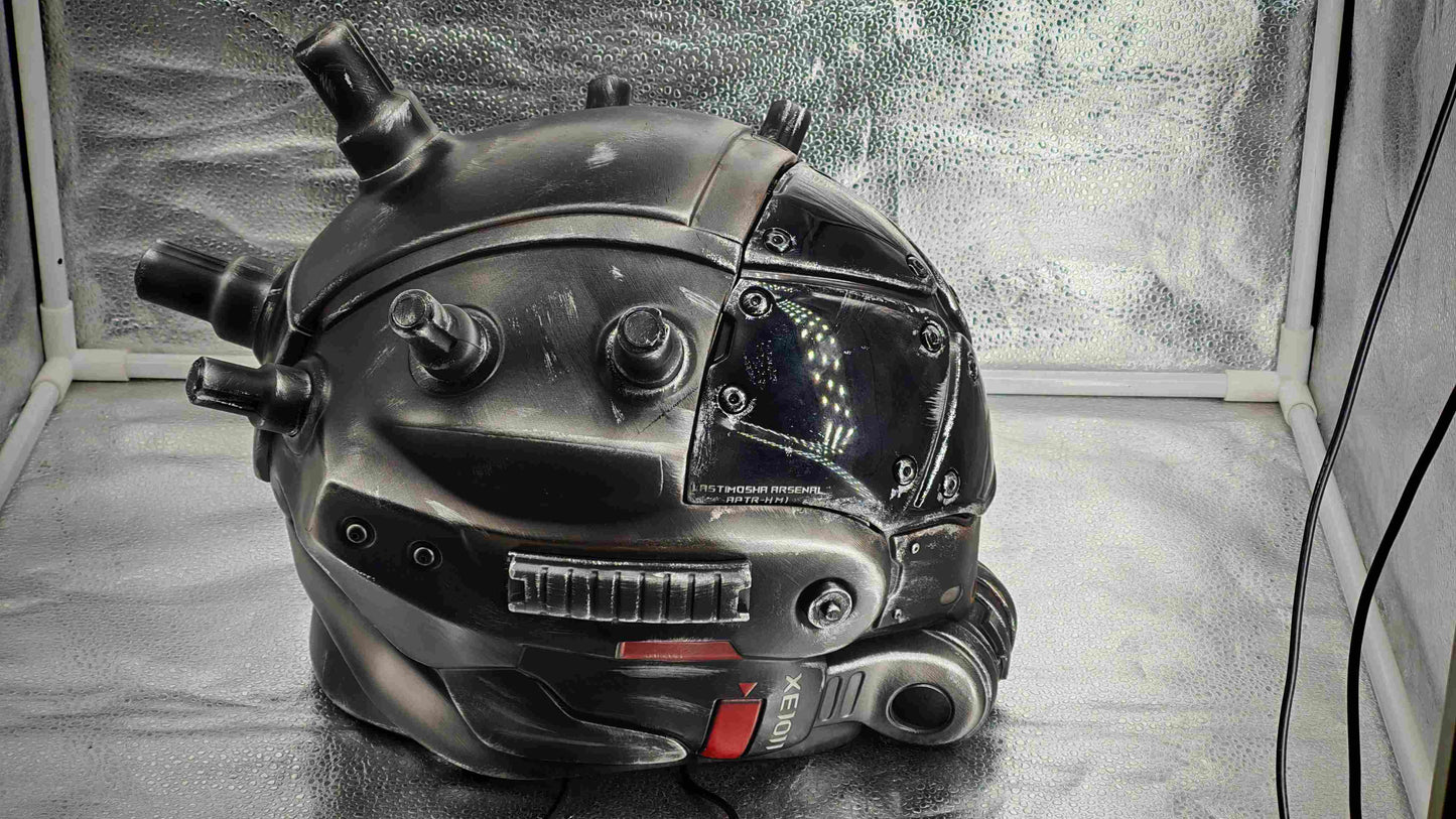 Titanfall Cloak Pilot Helmet Replica – Life-Size Cosplay Helmet, Wearable Premium Frontier Hunter Prop, Collectible Gaming Display for Fans