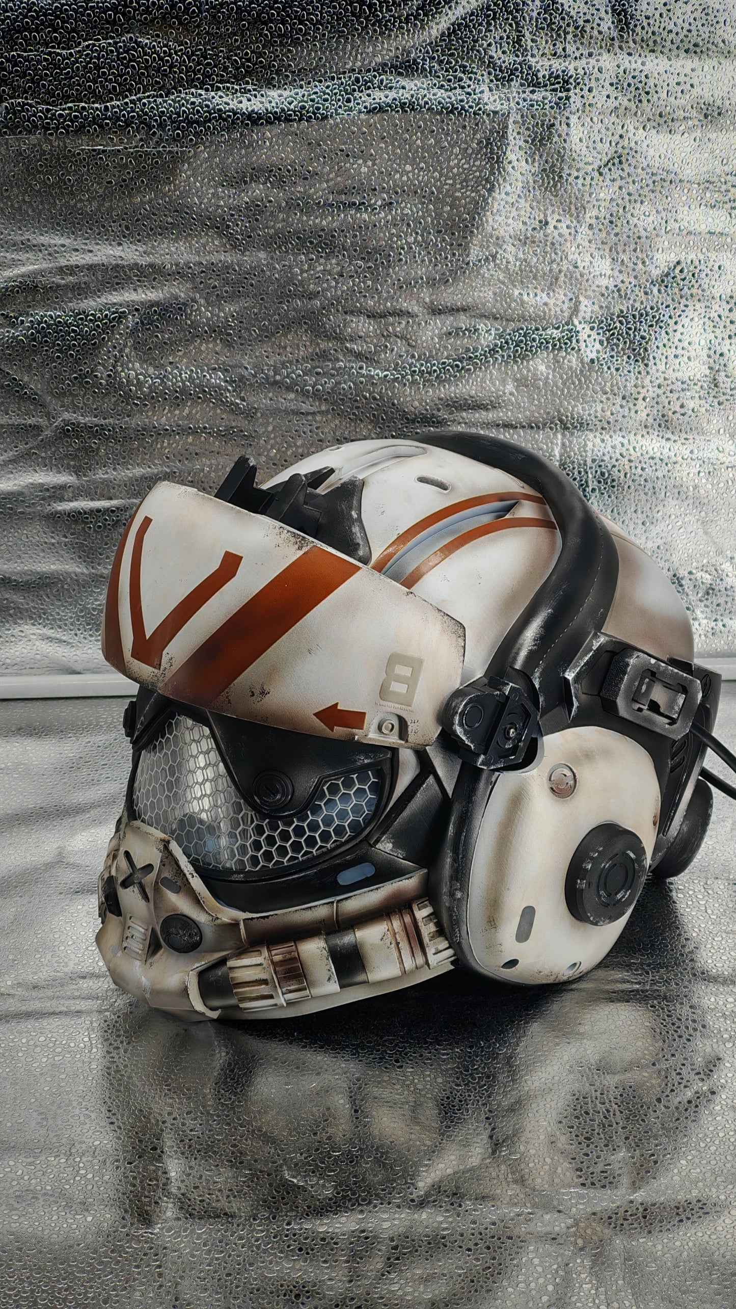 Titanfall 2 Viper Pilot Helmet Replica – Life-Size Cosplay Helmet, Wearable Gaming Display, Exclusive Villain Collectible Prop for Fans