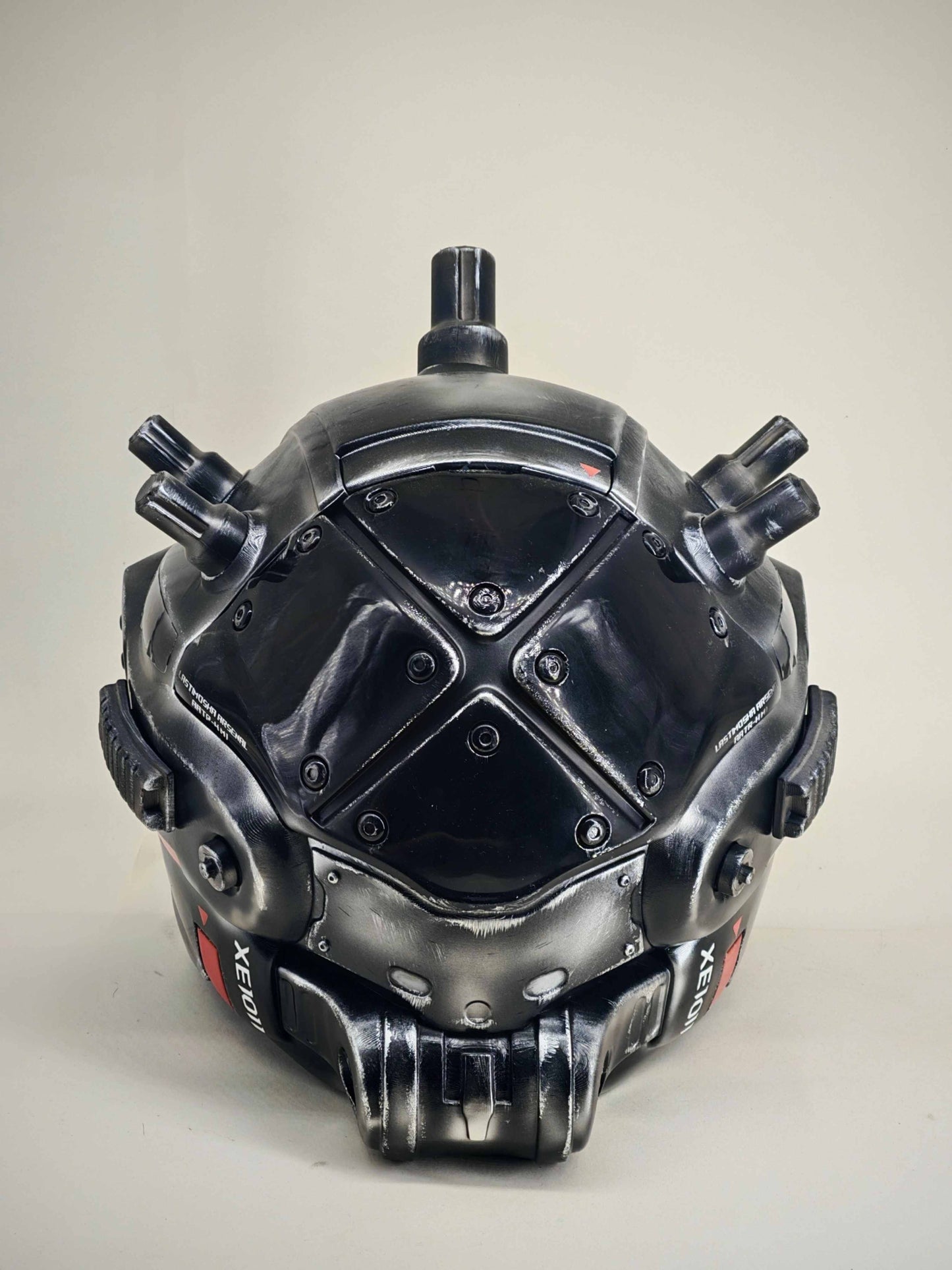 Titanfall Cloak Pilot Helmet Replica – Life-Size Cosplay Helmet, Wearable Premium Frontier Hunter Prop, Collectible Gaming Display for Fans
