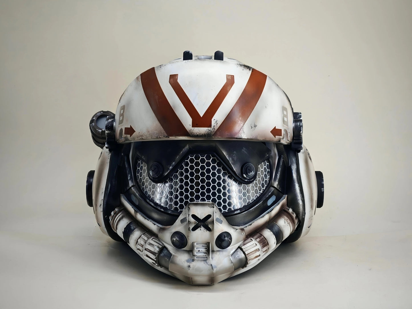 Titanfall 2 Viper Pilot Helmet Replica – Life-Size Cosplay Helmet, Wearable Gaming Display, Exclusive Villain Collectible Prop for Fans