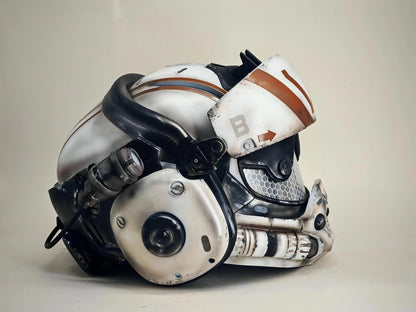 Titanfall 2 Viper Pilot Helmet Replica – Life-Size Cosplay Helmet, Wearable Gaming Display, Exclusive Villain Collectible Prop for Fans