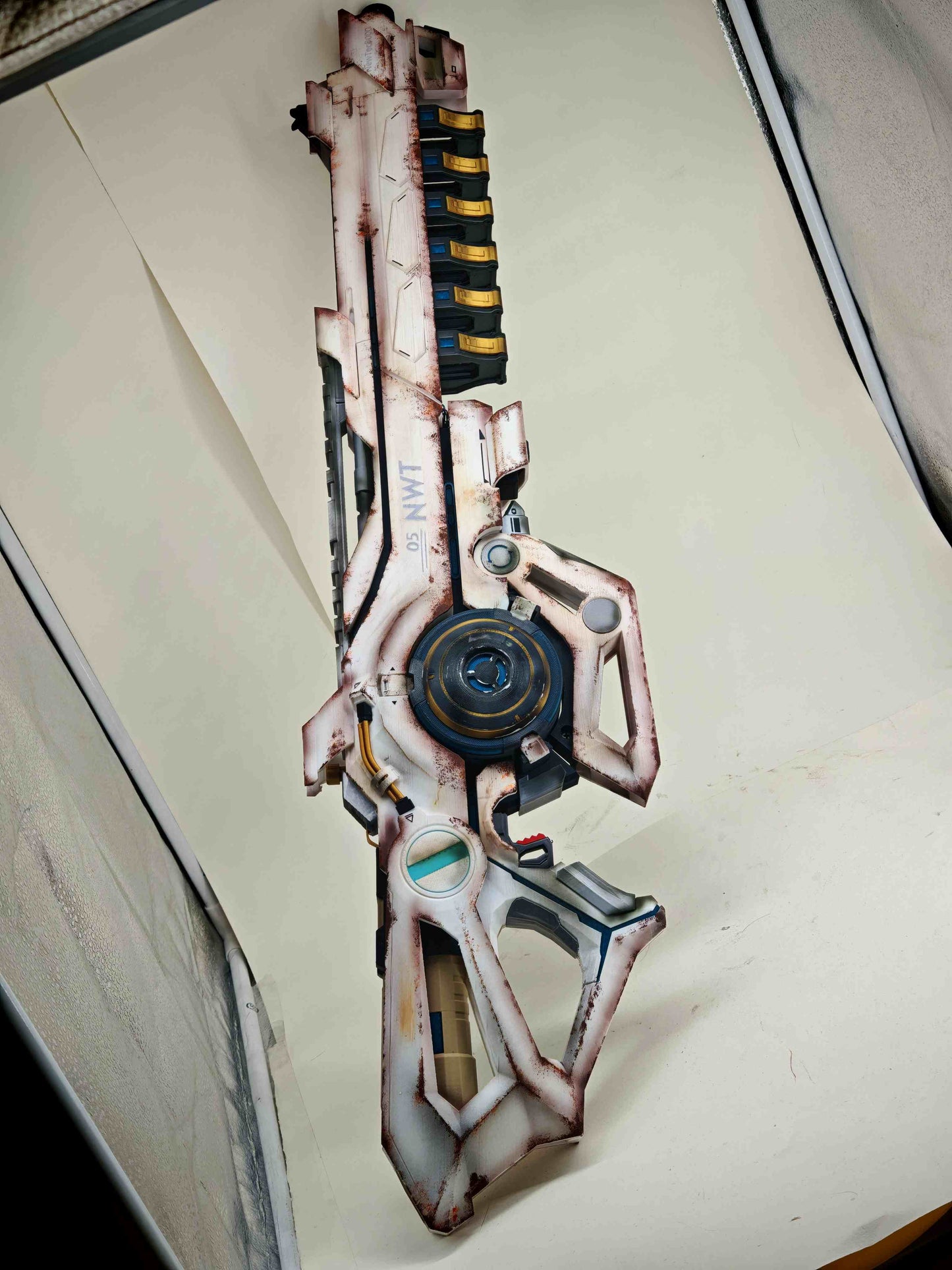 Apex Legends "Valkyrie's Revenge" Replica Prop – Life-Size Cosplay Weapon, Collectible Gaming Armor Display for Fans
