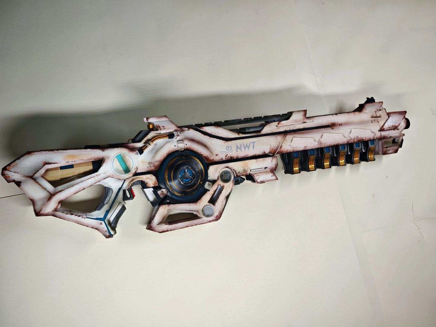 Apex Legends "Valkyrie's Revenge" Replica Prop – Life-Size Cosplay Weapon, Collectible Gaming Armor Display for Fans