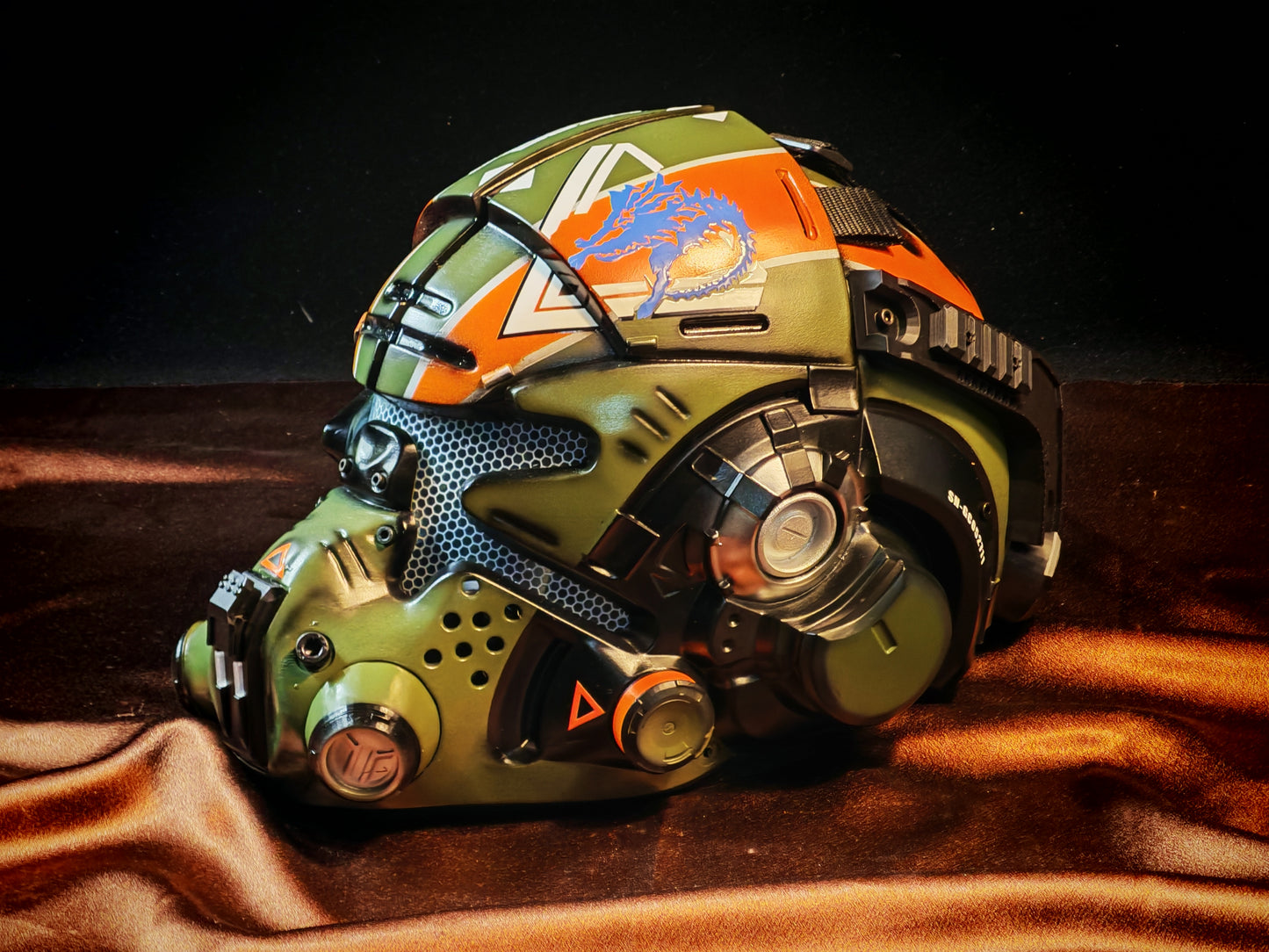 Titanfall 2 Jack Cooper Pilot Helmet – Life-Size Wearable Replica, Cosplay Helmet, Collectible Gaming Display Prop for Fans