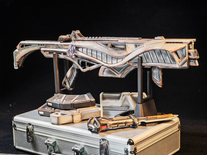 Apex Legends R99 "Blade" Skin Replica Prop – Life-Size SMG Cosplay Weapon, Collectible Display Model for Gamers