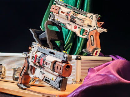Apex Legends Wingman "The Wingman" Replica Prop – Life-Size Pistol, Cosplay Weapon, Collectible Gaming Display Model for Fans