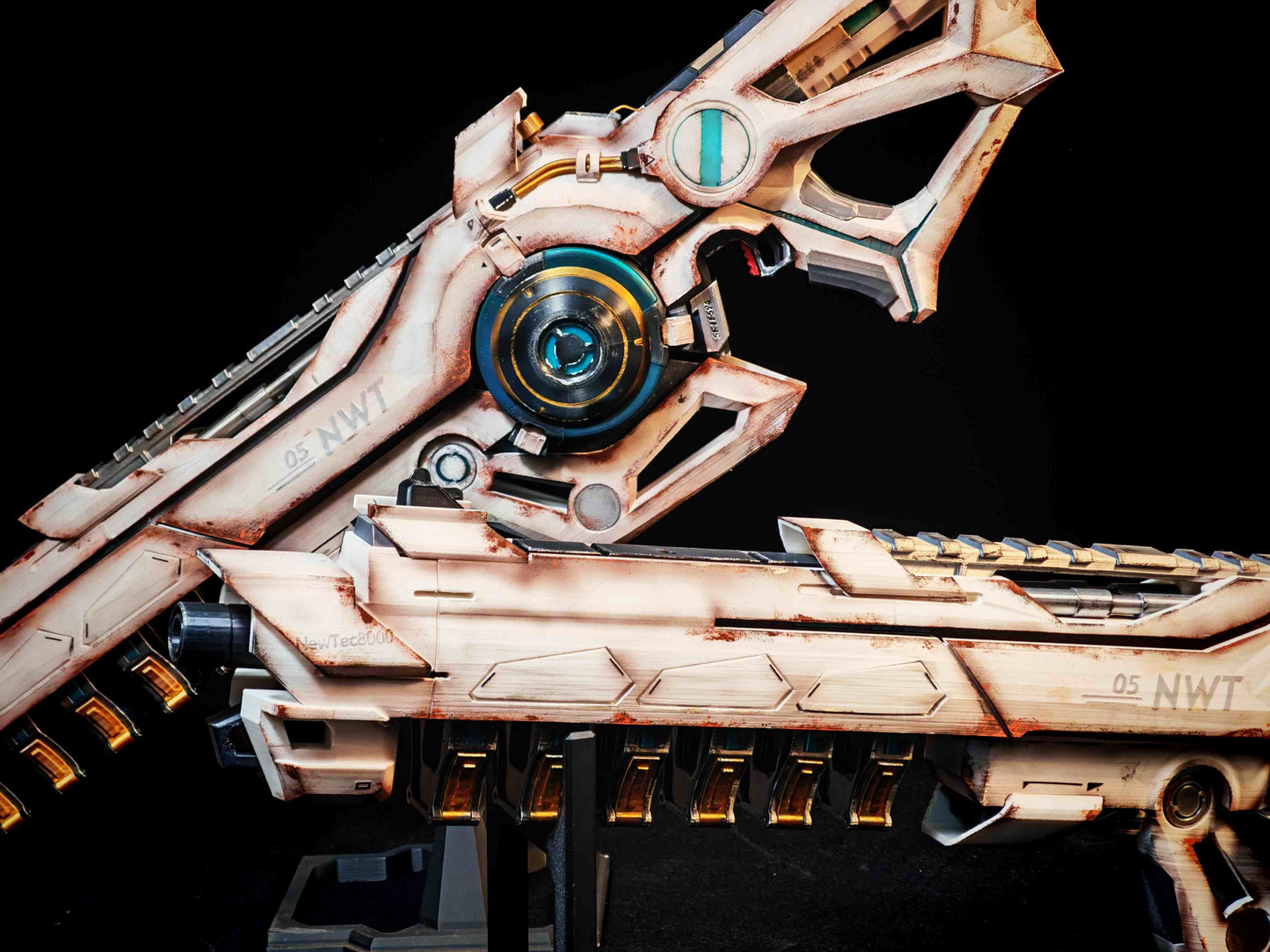 Apex Legends "Valkyrie's Revenge" Replica Prop – Life-Size Cosplay Weapon, Collectible Gaming Armor Display for Fans