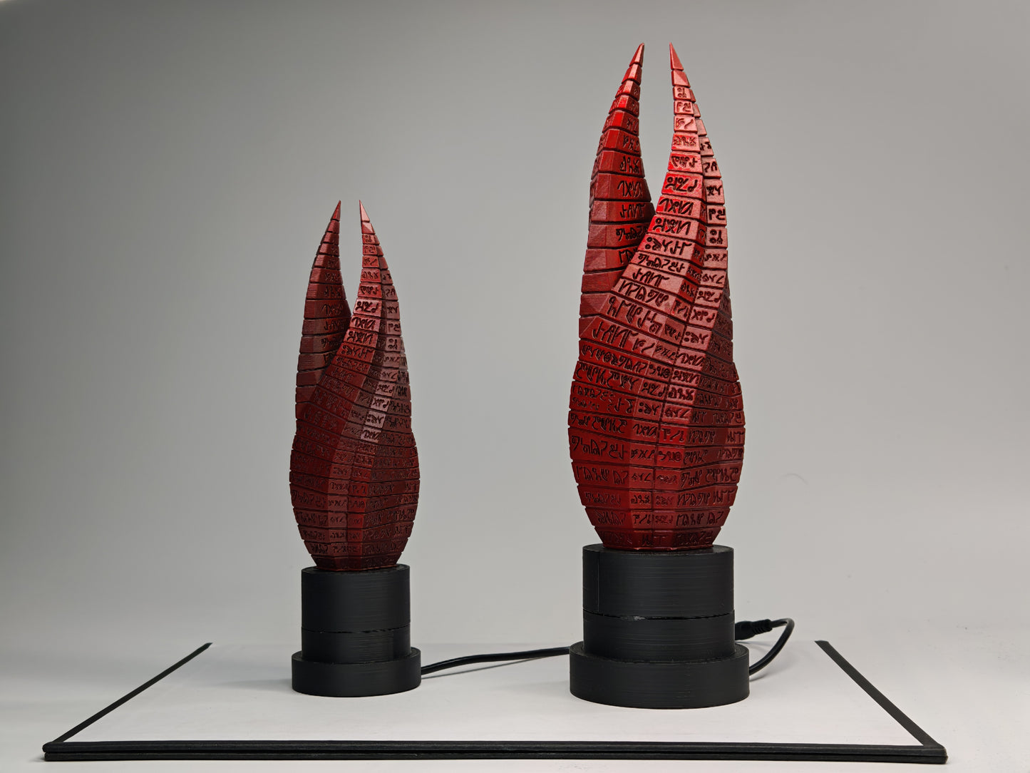 Dead Space Marker LED Desk Lamp – Replica with Iconic Ishimura Red Glow, Gaming Desk Decor, Collectible Horror Light for Fans