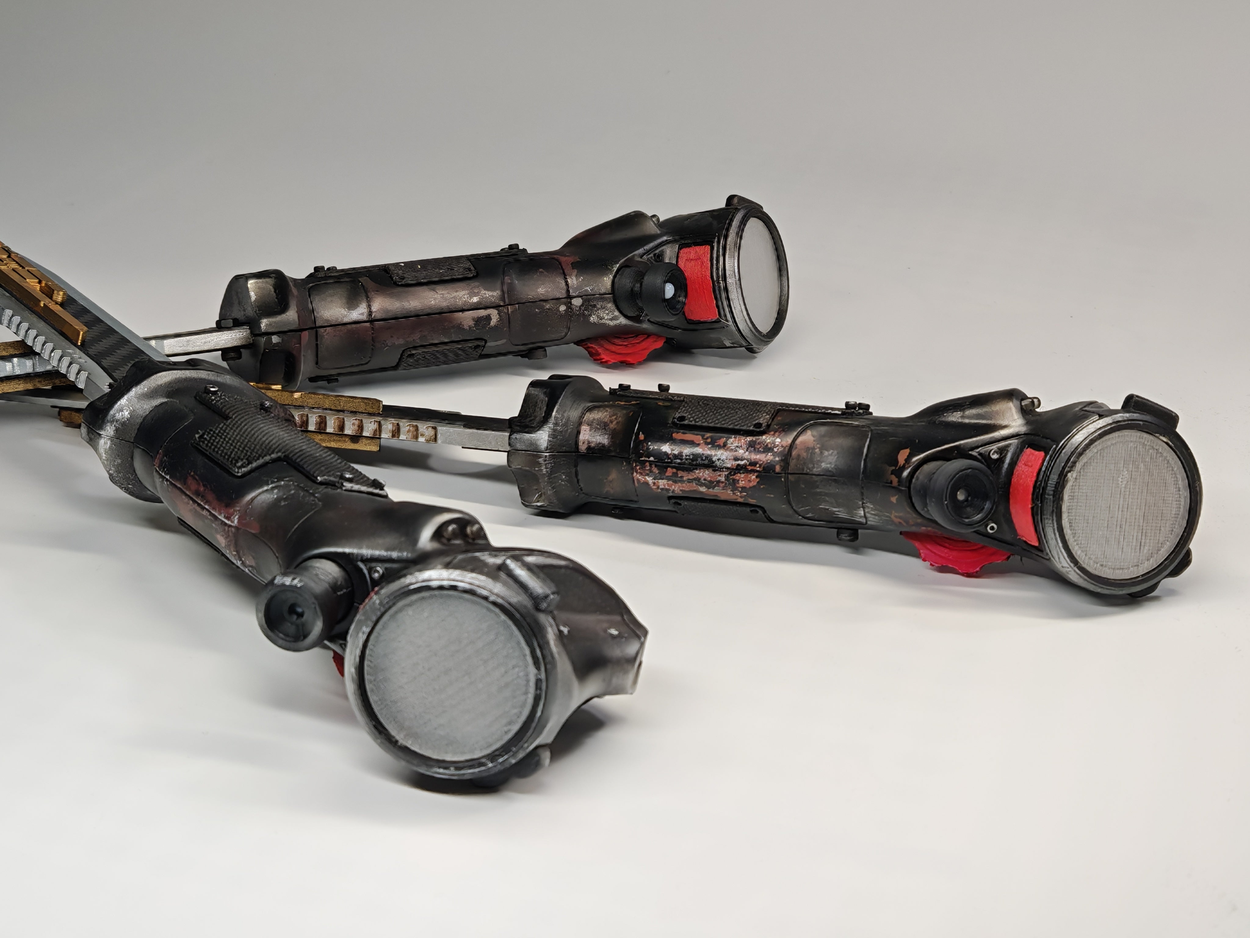Titanfall 2 Data Knife Replica – Life-Size Full-Scale Prop, Cosplay Accessory, Collectible Gaming Display for Fans