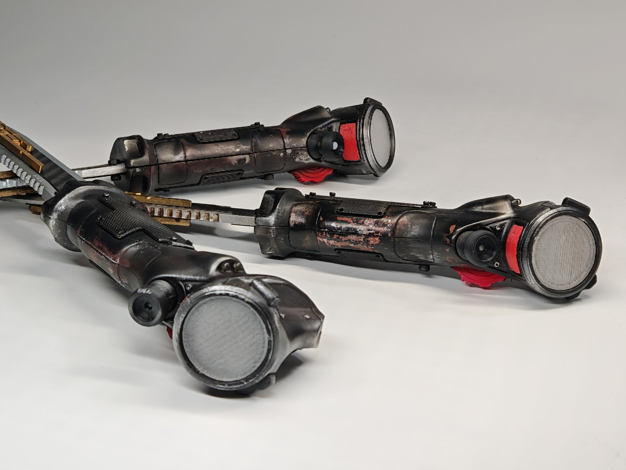 Titanfall 2 Data Knife Replica – Life-Size Full-Scale Prop, Cosplay Accessory, Collectible Gaming Display for Fans
