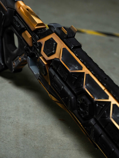 Apex Legends VK-47 "Black & Gold Tech" Replica Prop – Life-Size Assault Rifle, Cosplay Weapon, Collectible Gaming Display for Fans