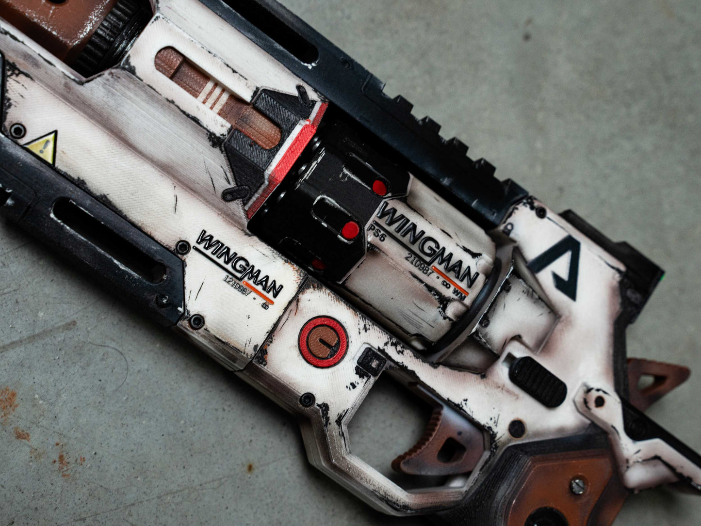 Apex Legends Wingman "The Wingman" Replica Prop – Life-Size Pistol, Cosplay Weapon, Collectible Gaming Display Model for Fans