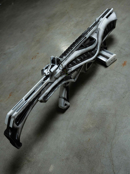Apex Legends R99 "Blade" Skin Replica Prop – Life-Size SMG Cosplay Weapon, Collectible Display Model for Gamers