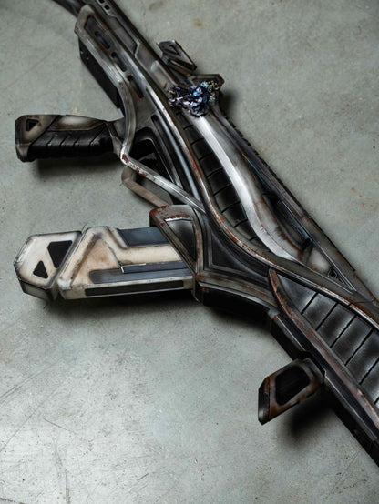 Apex Legends R99 "Blade" Skin Replica Prop – Life-Size SMG Cosplay Weapon, Collectible Display Model for Gamers