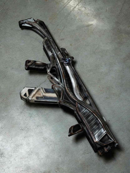 Apex Legends R99 "Blade" Skin Replica Prop – Life-Size SMG Cosplay Weapon, Collectible Display Model for Gamers