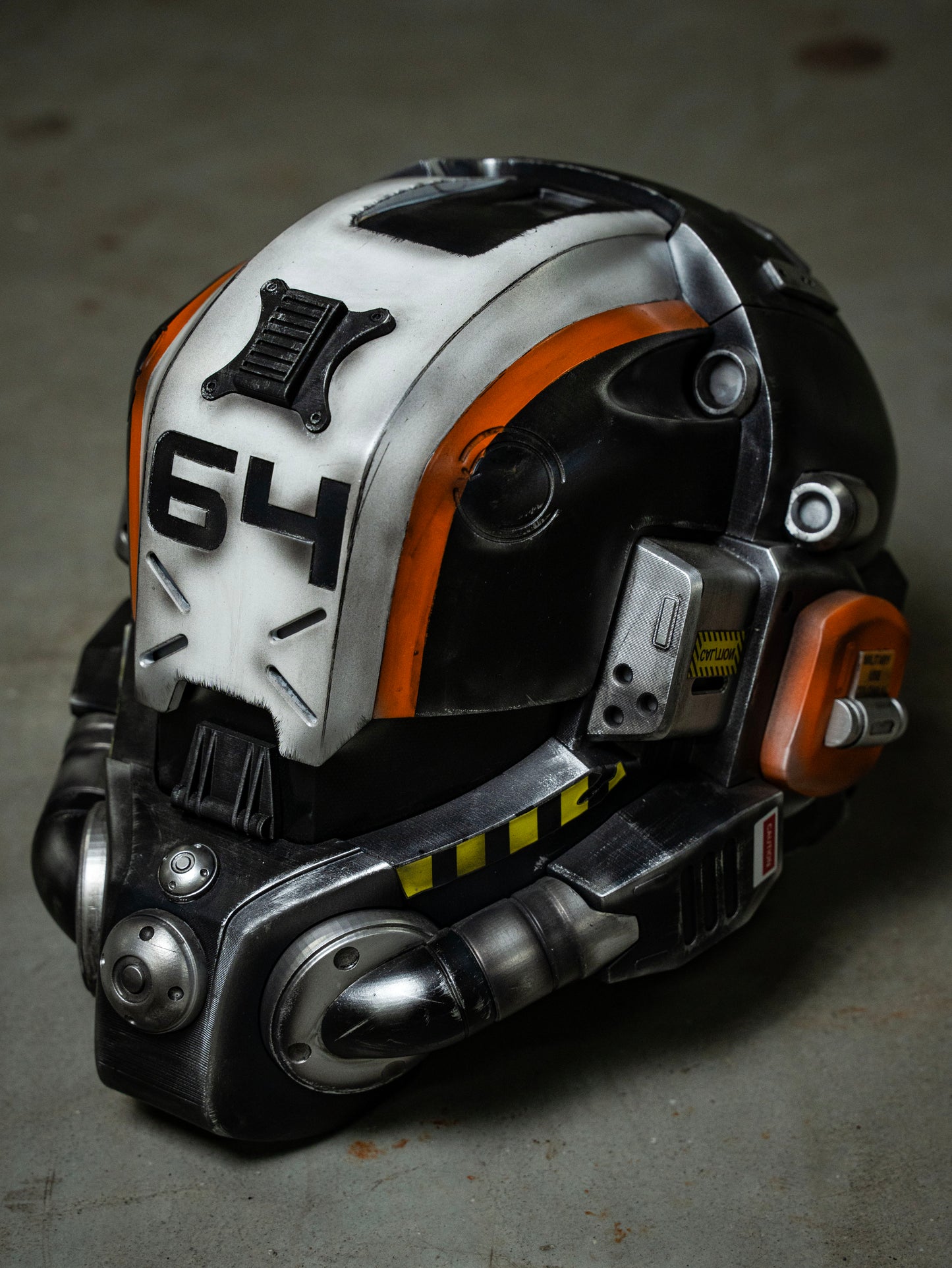 Titanfall Militia Assault Pilot Helmet Replica – Life-Size Cosplay Helmet, Wearable 6-4 Squadron Tribute, Collectible Gaming Display for Fans