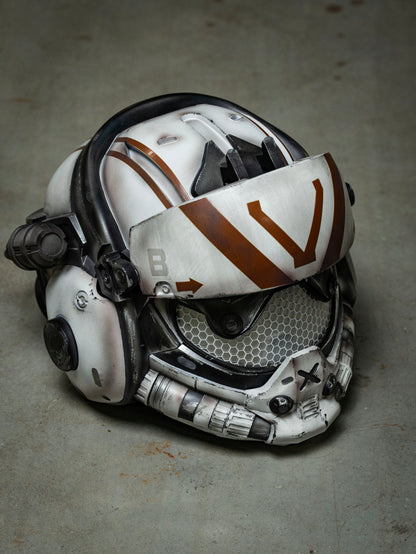 Titanfall 2 Viper Pilot Helmet Replica – Life-Size Cosplay Helmet, Wearable Gaming Display, Exclusive Villain Collectible Prop for Fans