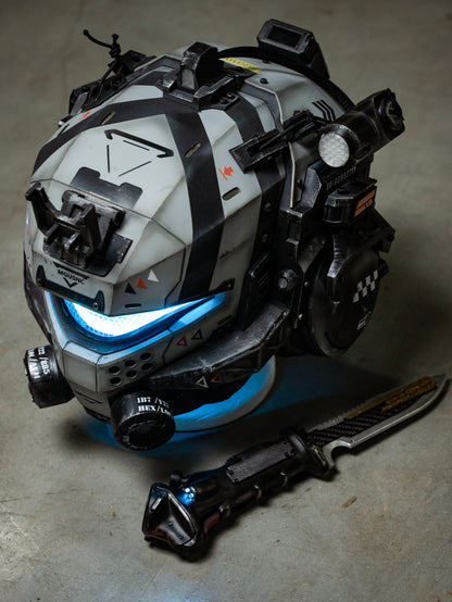Titanfall 2 Pulse Blade Pilot Helmet – Life-Size Wearable Replica, Cosplay Helmet, Collectible Gaming Display Prop for Fans