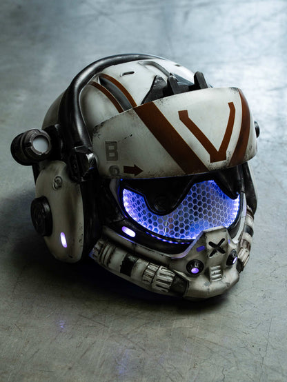Titanfall 2 Viper Pilot Helmet Replica – Life-Size Cosplay Helmet, Wearable Gaming Display, Exclusive Villain Collectible Prop for Fans
