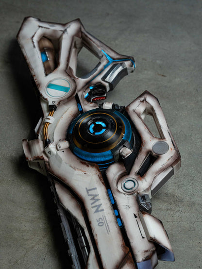 Apex Legends "Valkyrie's Revenge" Replica Prop – Life-Size Cosplay Weapon, Collectible Gaming Armor Display for Fans