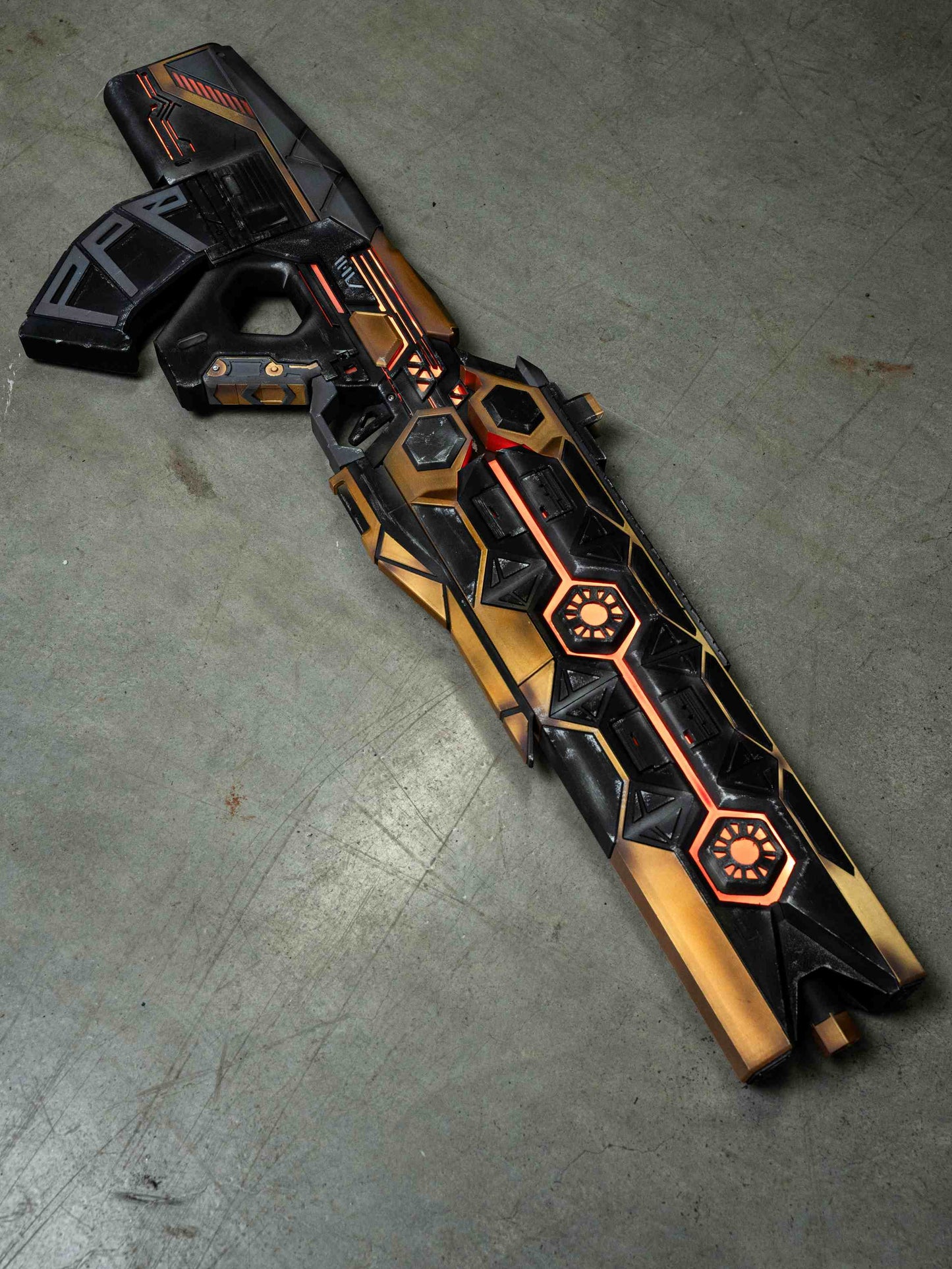 Apex Legends VK-47 "Black & Gold Tech" Replica Prop – Life-Size Assault Rifle, Cosplay Weapon, Collectible Gaming Display for Fans