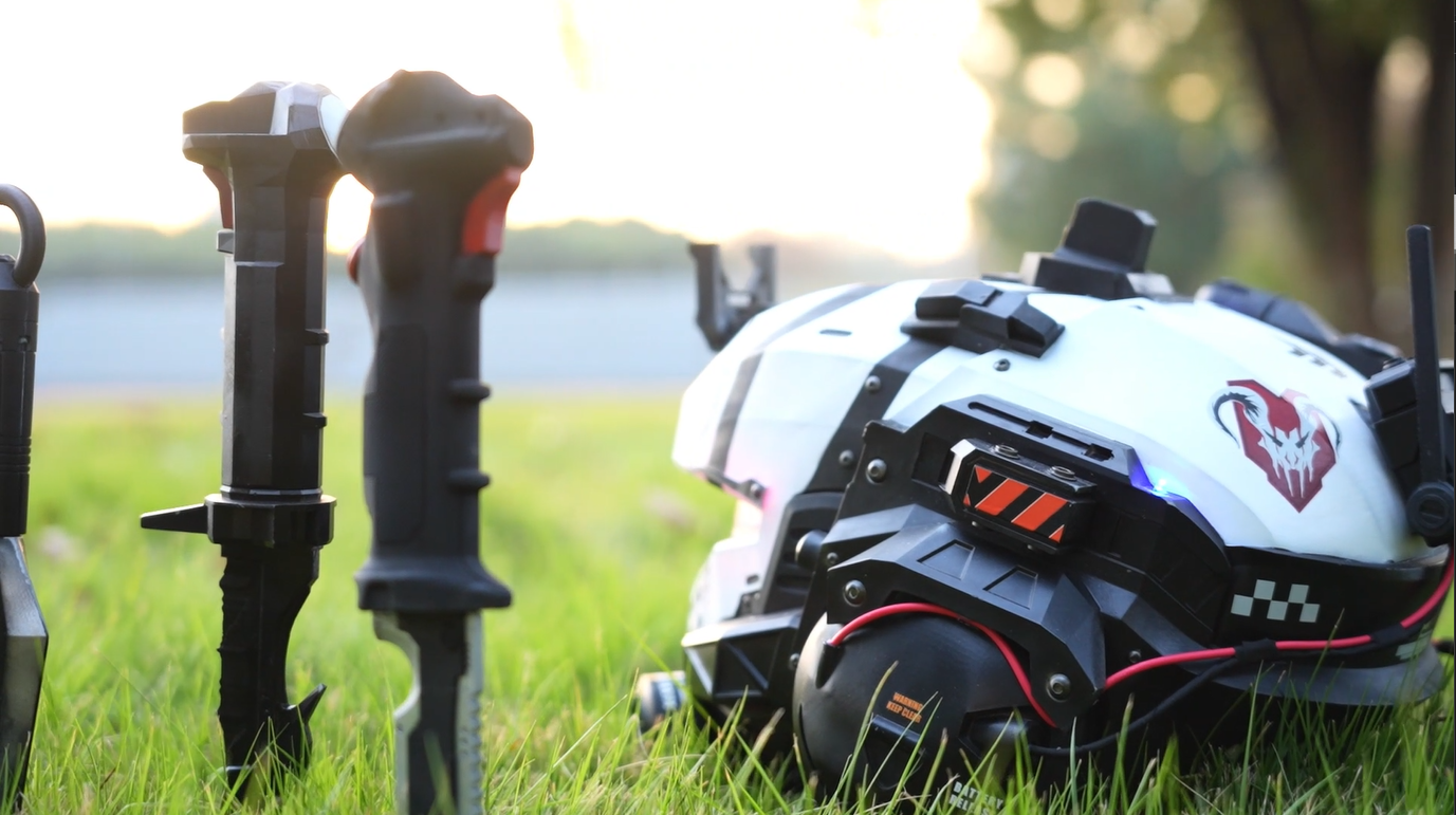 Titanfall 2 Pulse Blade Pilot Helmet – Life-Size Wearable Replica, Cosplay Helmet, Collectible Gaming Display Prop for Fans