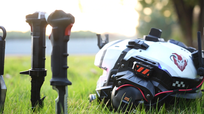 Titanfall 2 Pulse Blade Pilot Helmet – Life-Size Wearable Replica, Cosplay Helmet, Collectible Gaming Display Prop for Fans